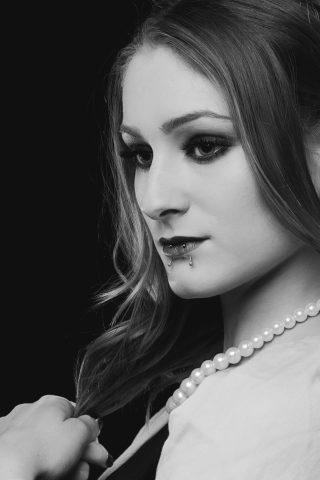 Diane Noir 15